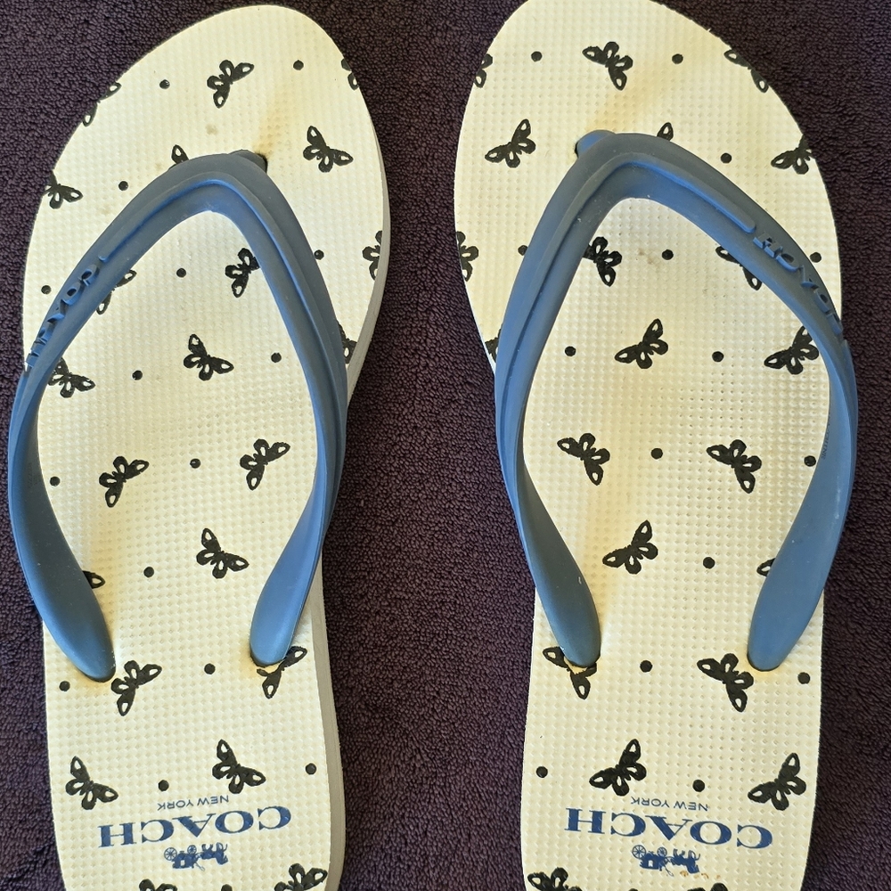 Women’s 5-6 COACH CLEO White Thong Flip-Flops with Blue Butterflies G2228